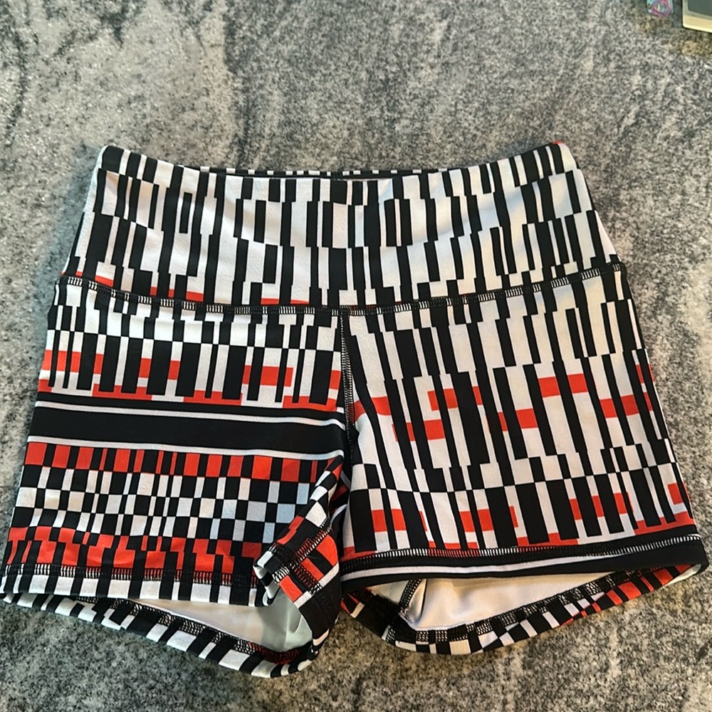 Fleo Power High Rise Shorts